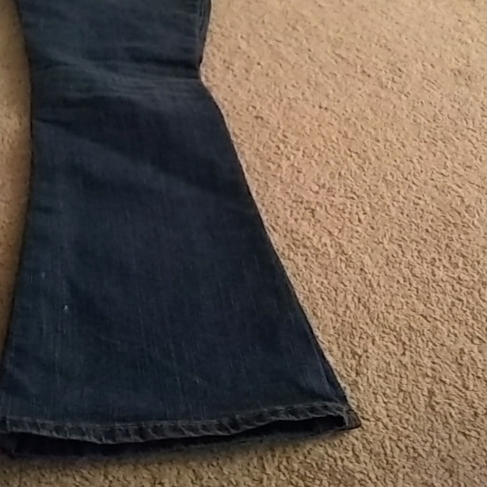 Jeans - Picture 2 of 3